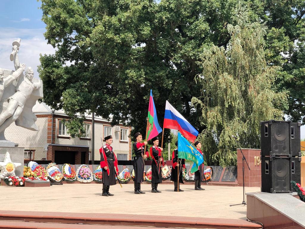 В Усть-Лабинске отметили День ВДВ | 05.08.2019 | Усть-Лабинск - БезФормата